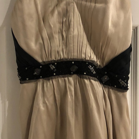 Stunning silk dress by BCBG - Picture 2 of 8